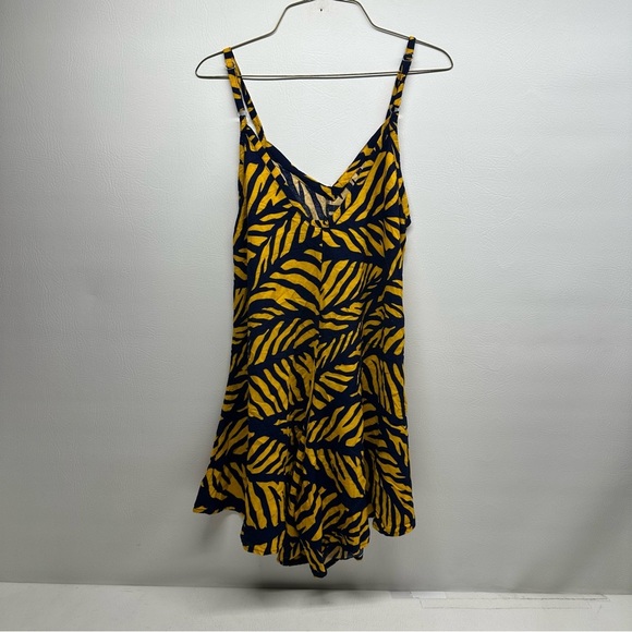 HILA BAY Hawaiian Yellow and Black Zebra Print size XL - Picture 2 of 8